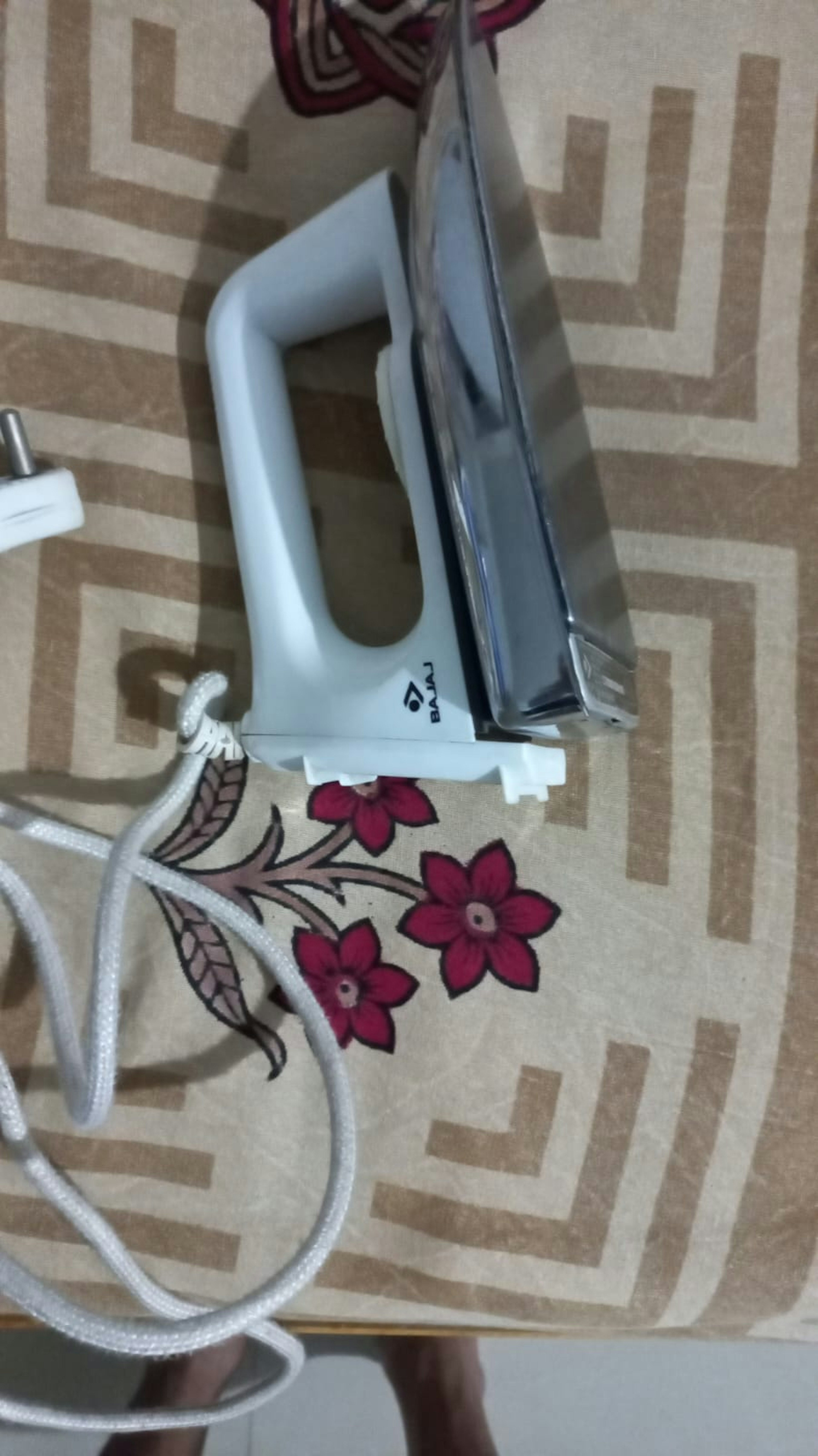 View - Bajaj Iron photos, Bajaj Iron available in Ahmedabad, make deal in 400