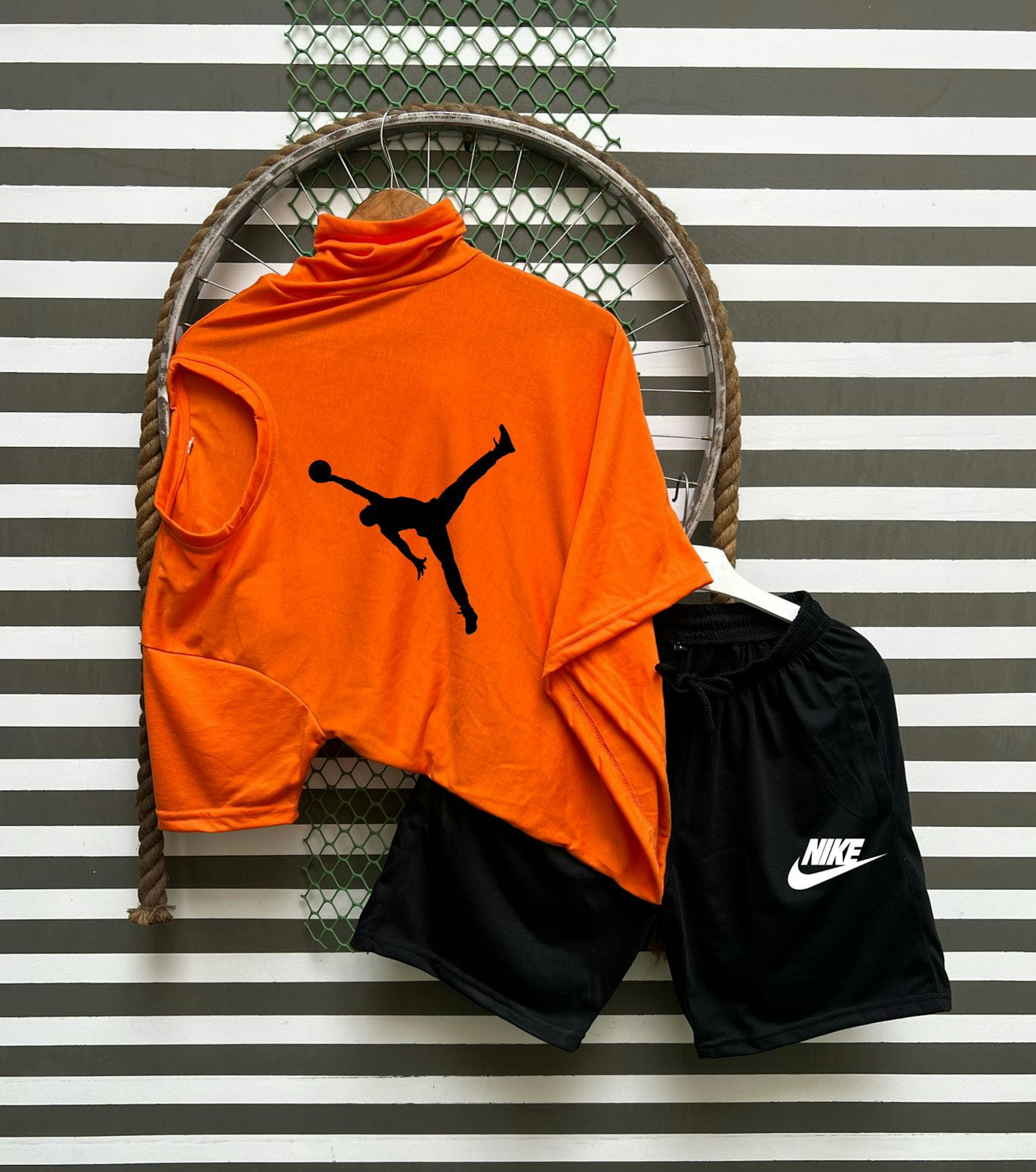 View - Nike T-SHIRTS AND SHORTS COMBO photos, Nike T-SHIRTS AND SHORTS COMBO available in Vadodara, make deal in 445