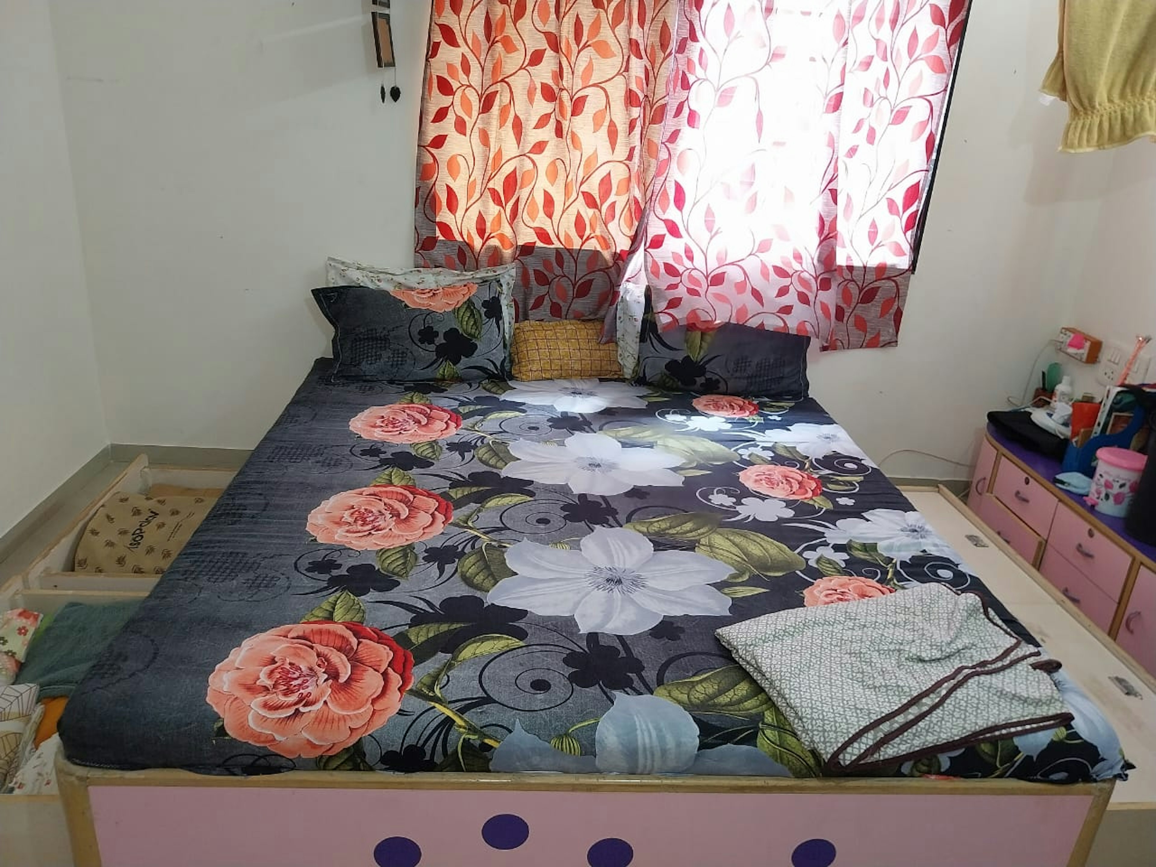 View - Wooden double bed  photos, Wooden double bed  available in Rajkot, make deal in 20000